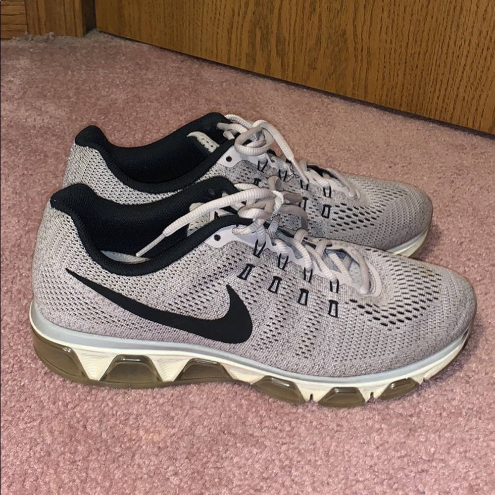 Nike Tailwind 8